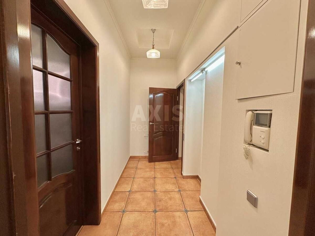 Office vul. Velyka Vasyl'kivs'ka 49, 103m27