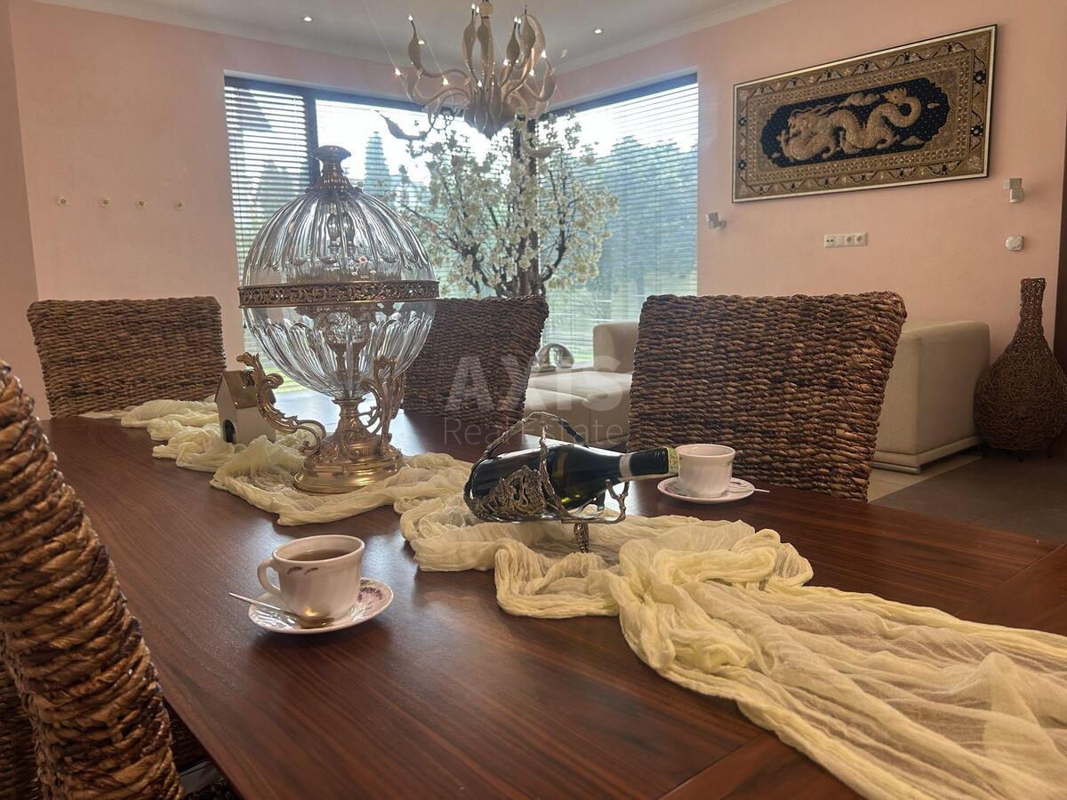 House vul. Sadova 8-a, 320m2, Kyiv city5859413