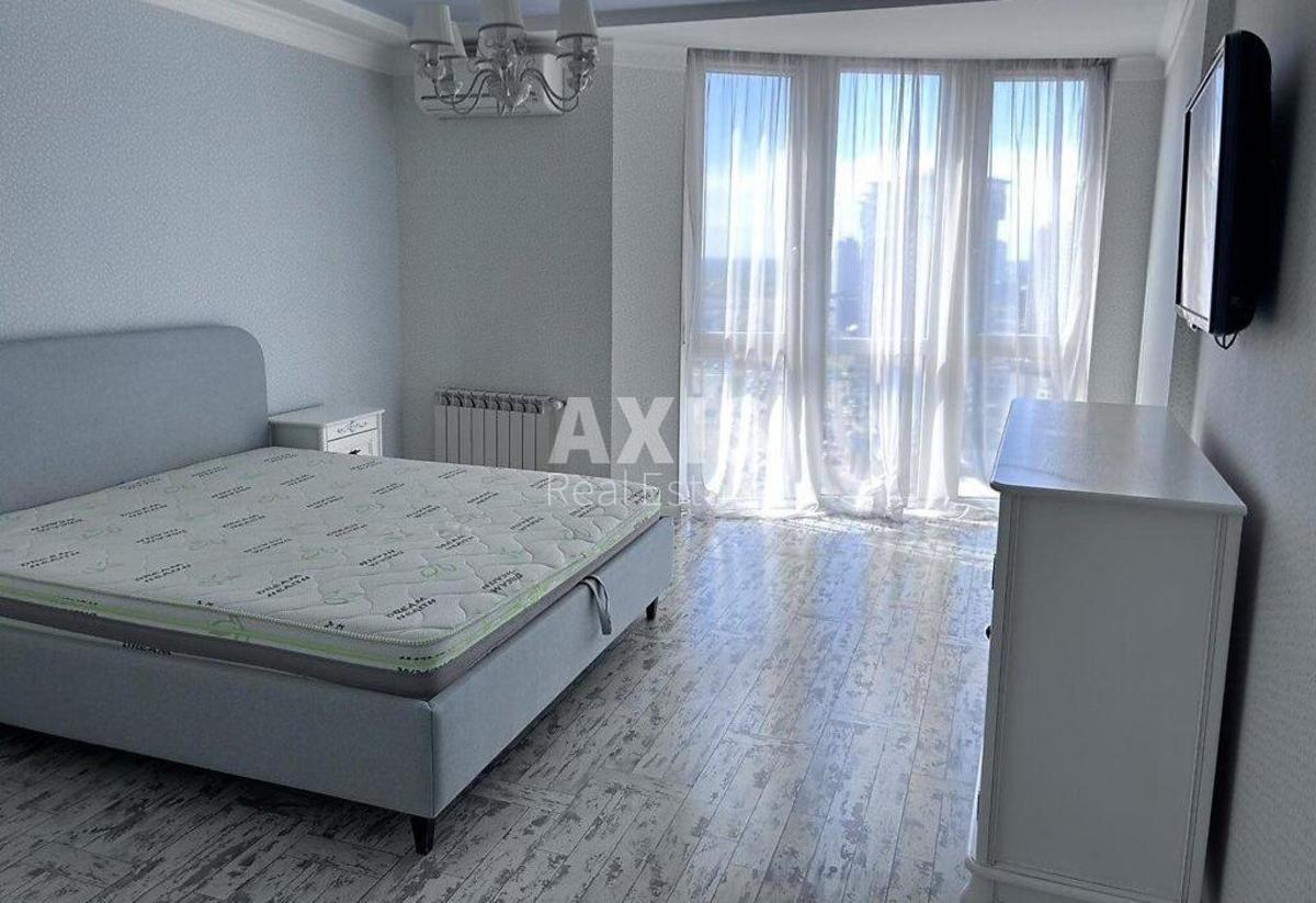 3k apartment nab. Dniprovs'ka 254