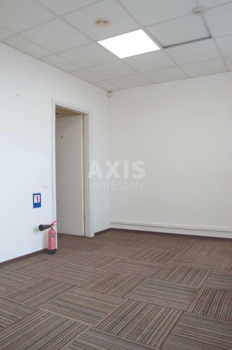 Office vul. Geroi'v Kosmosu 4, 126m2597413