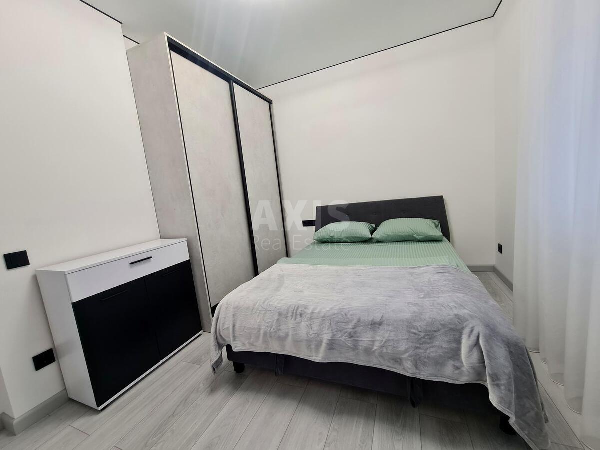 2к квартира ул. Александра Олеся 2А639457