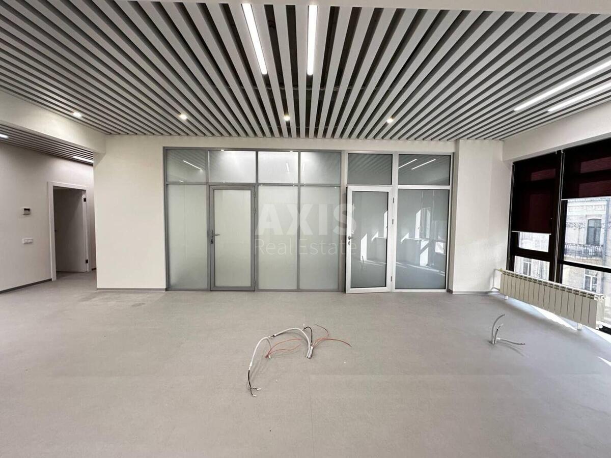 Office vul. Gonchara Olesja 41, 400m29