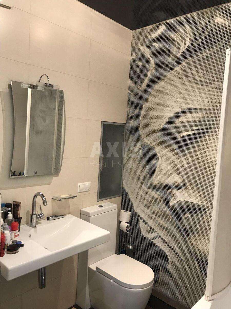 1k apartment vul. Knjazhyj Zaton 215