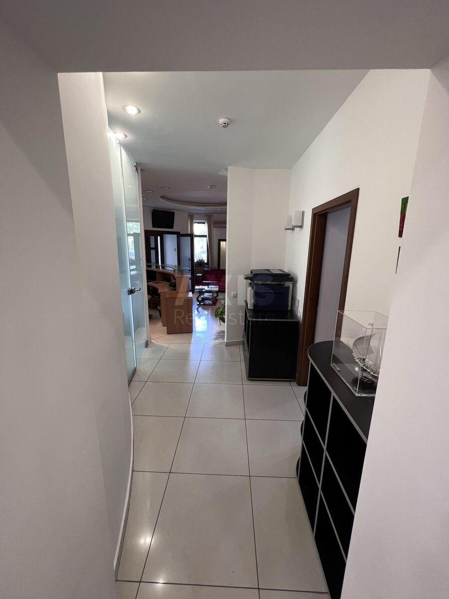 Office vul. Lysenka 2А, 140m26