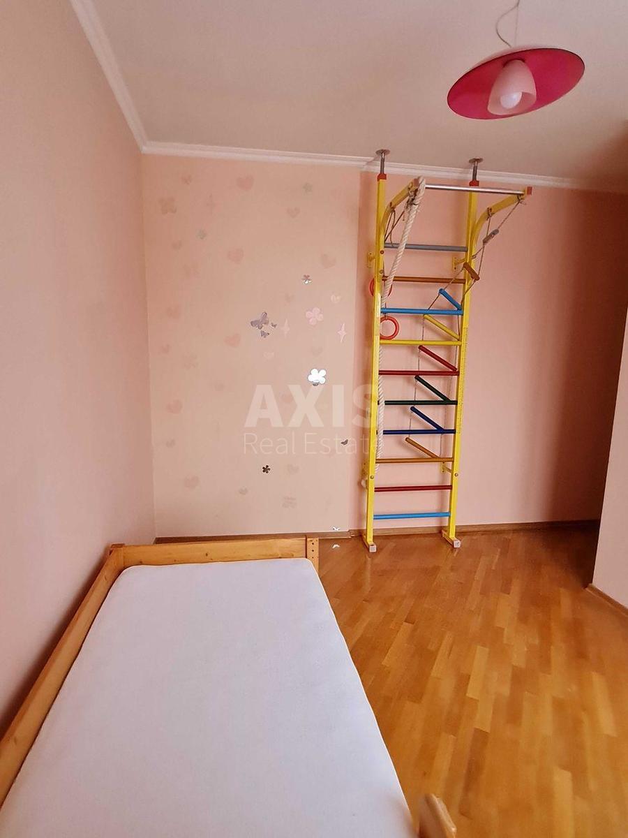 4k apartment vul. Tatars'ka 3/27