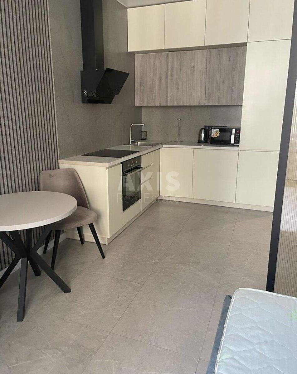 1k apartment vul. Dragomyrova Myhajla 14А0