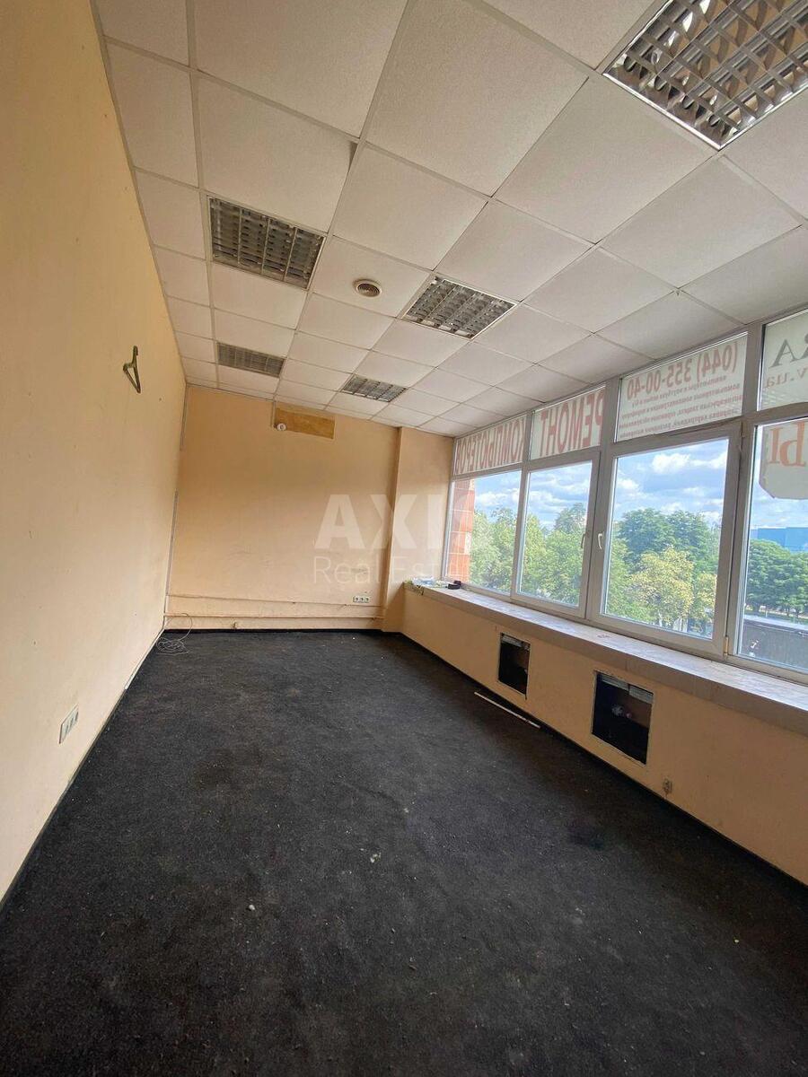 Office shose Harkivs'ke 172, 162m211