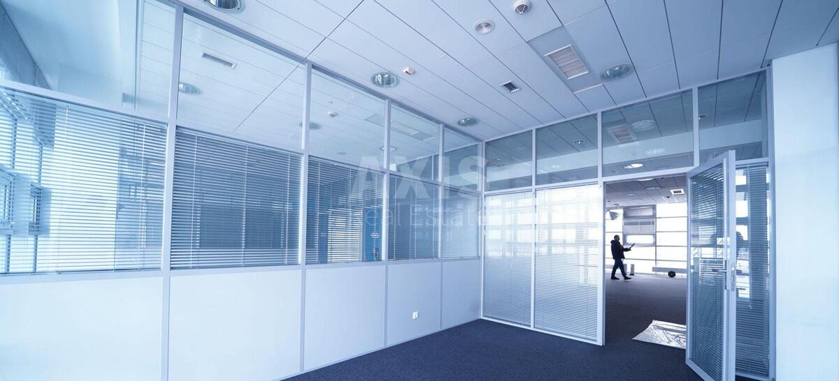 Office vul. Novokostjantynivs'ka 18, 640m22