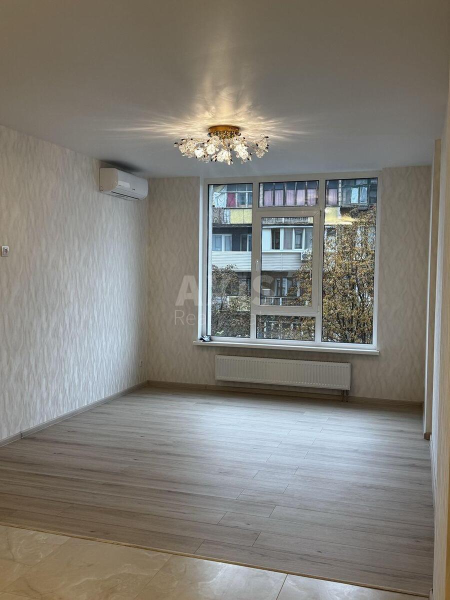 2k apartment pr-t Komarova Kosmonavta 9Б611011