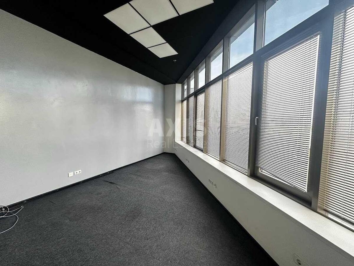 Office vul. Velyka Vasyl'kivs'ka 72, 380m2521413