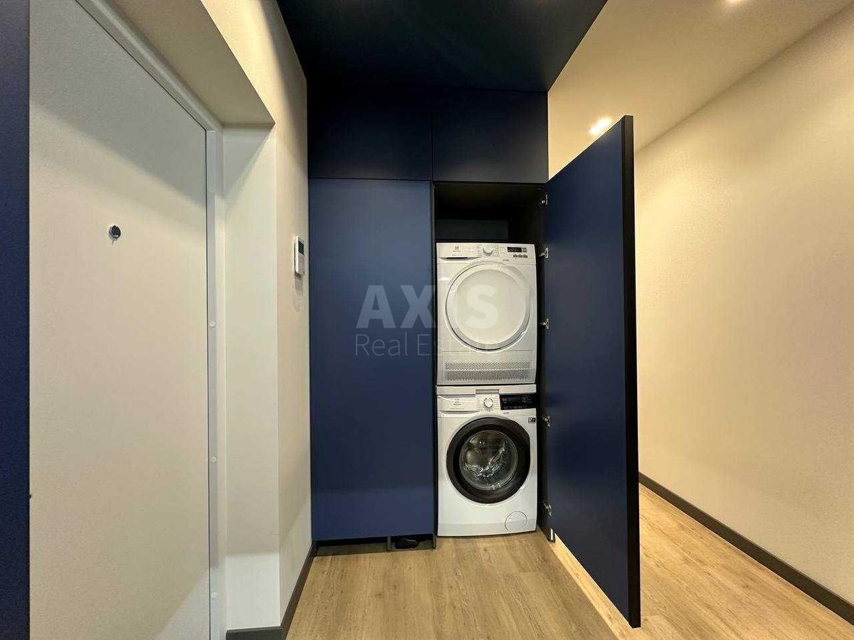 2k apartment nab. Dniprovs'ka 188