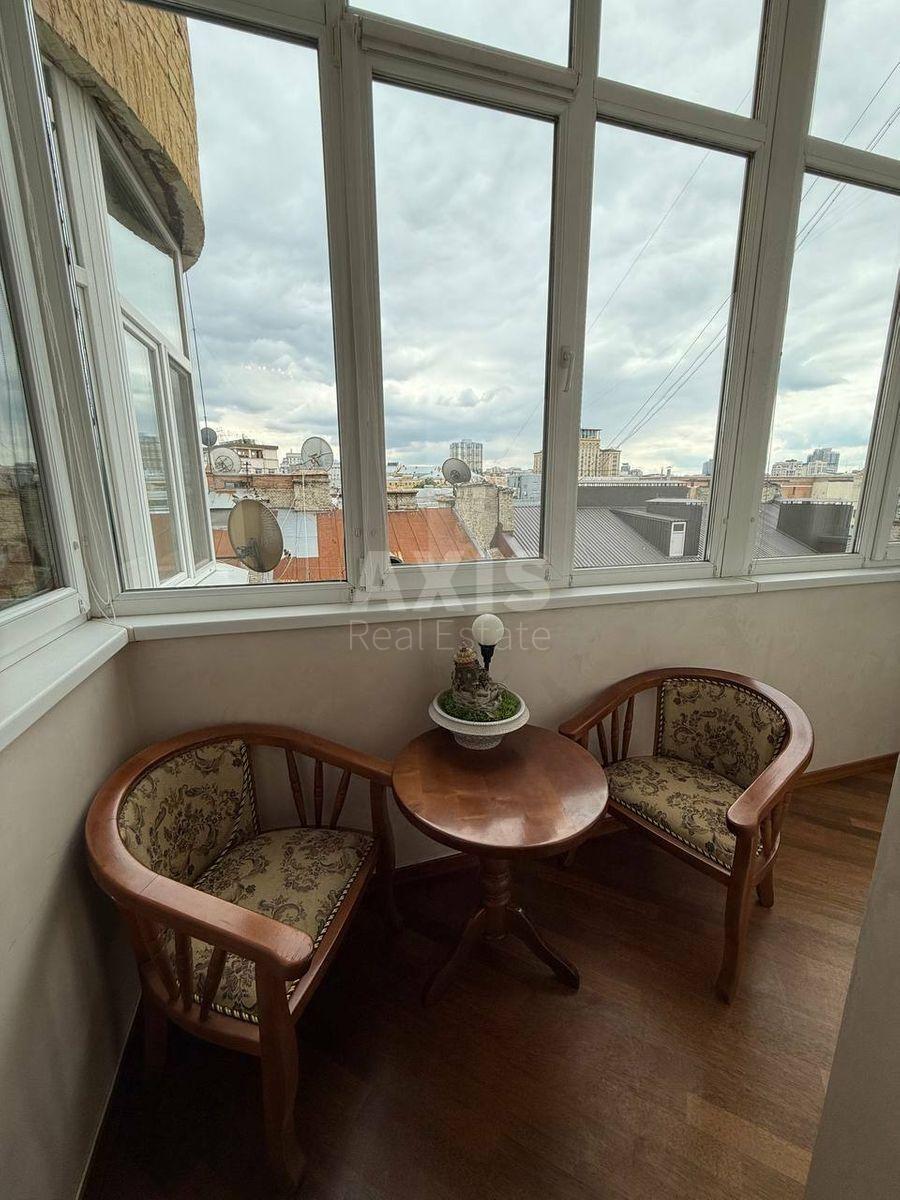 4k apartment vul. Kost'ol'na 8583245