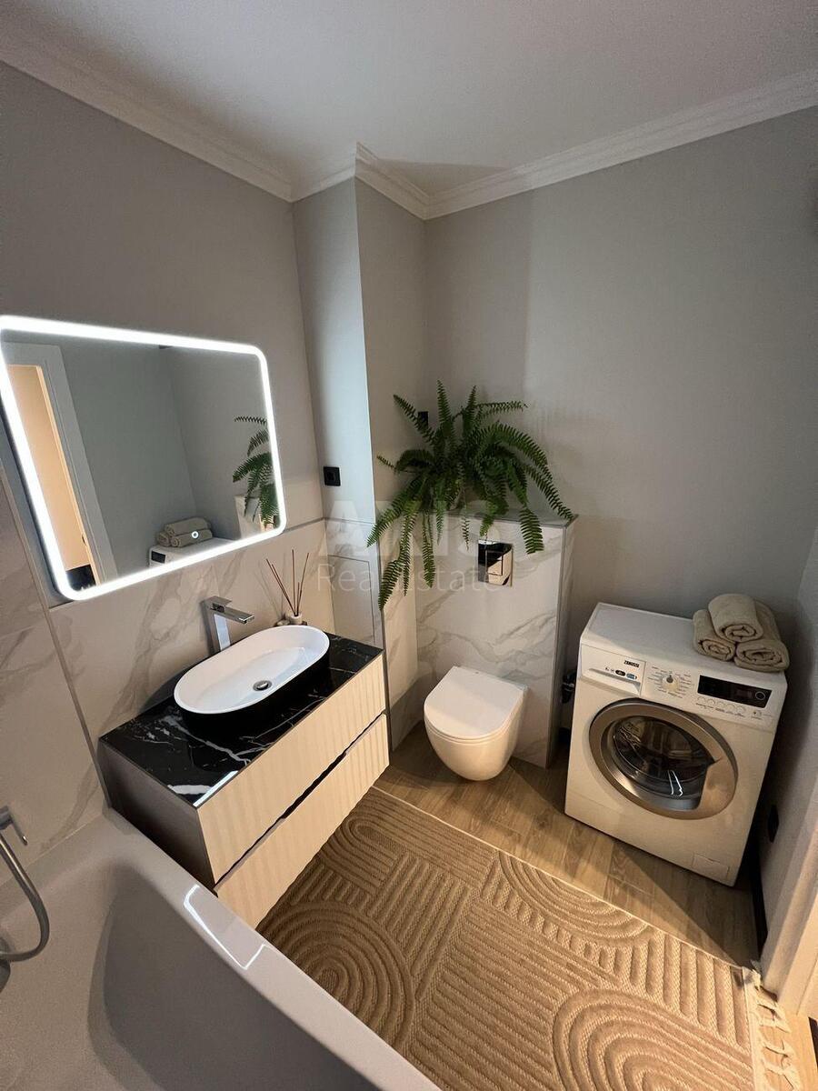 1k apartment vul. Urlivs'ka 23Б5