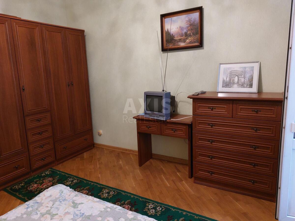 3k apartment vul. Knjazhyj Zaton 16В4