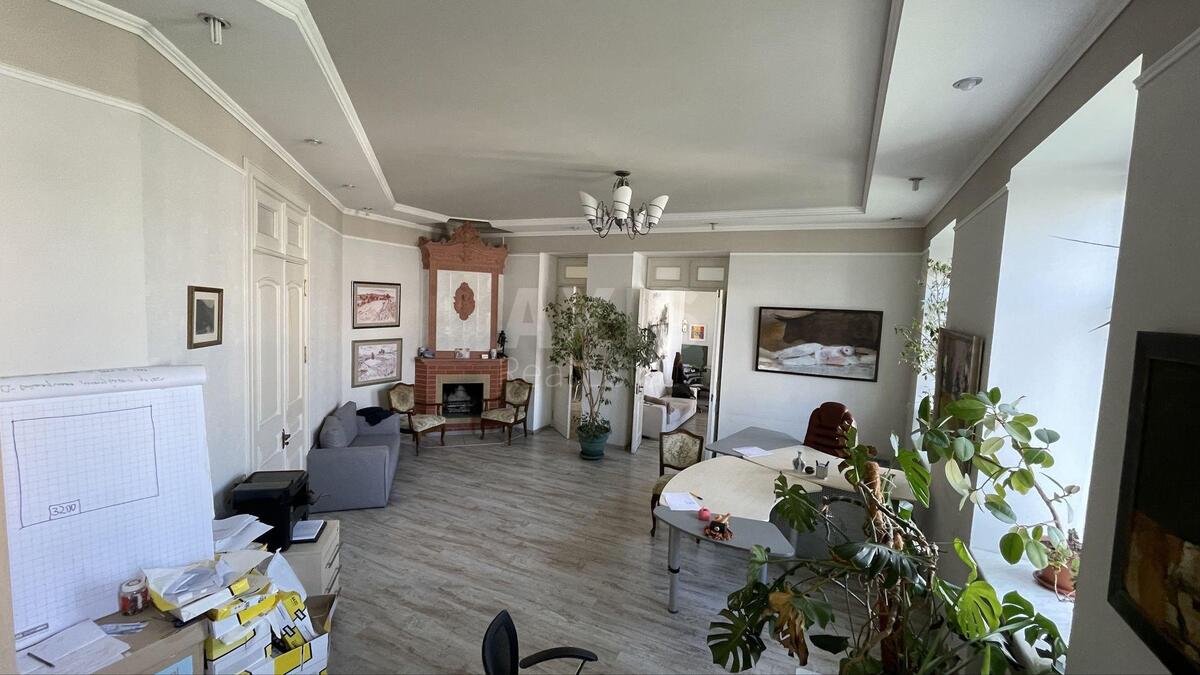 Office vul. Mezhygirs'ka 5, 125m2575861
