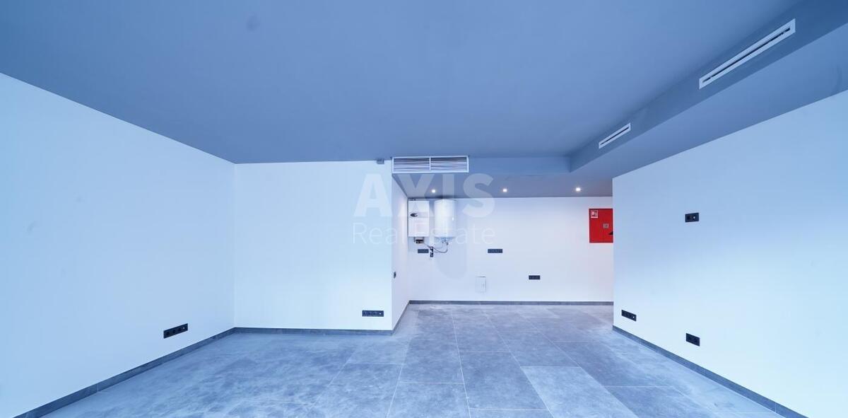 Office vul. Jevgena Konoval'cja 44А, 180m2619212