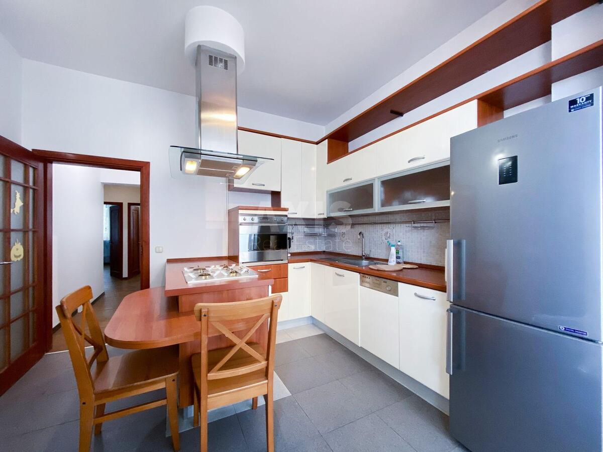 4k apartment vul. Sofii'vs'ka 16/16577111