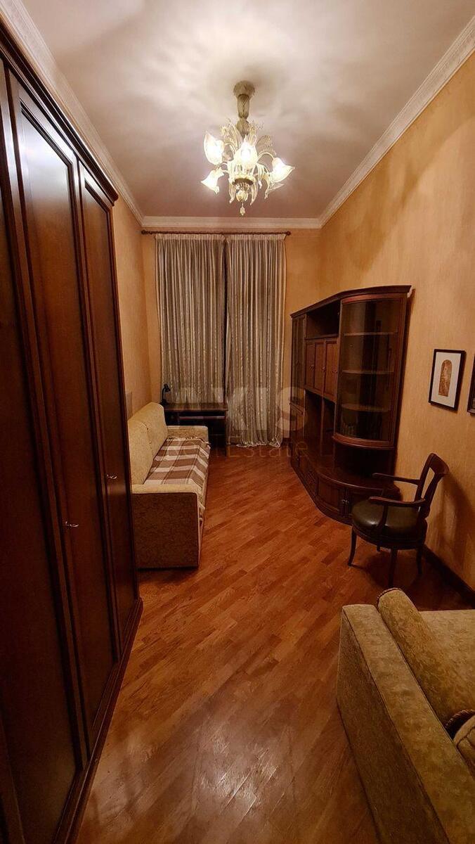 3k apartment vul. Saksagans'kogo 68/214