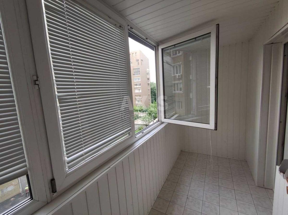 3k apartment vul. Antonovycha 883