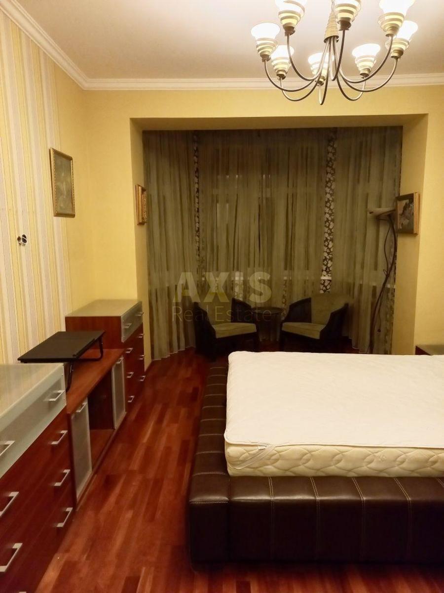 2k apartment vul. Instytuts'ka 182