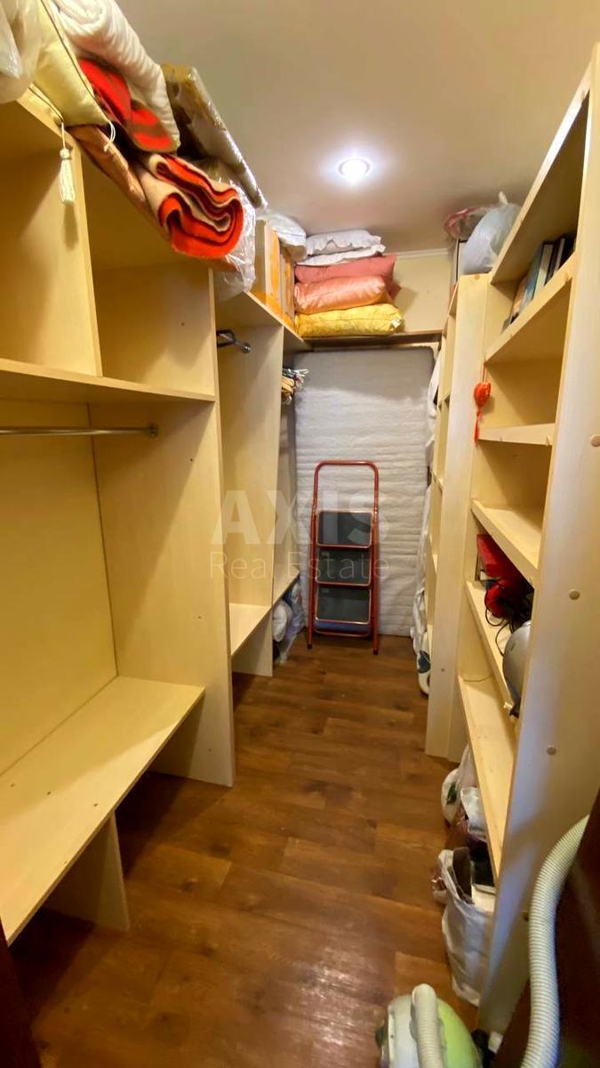 1k apartment vul. Sribnokil's'ka 1632484