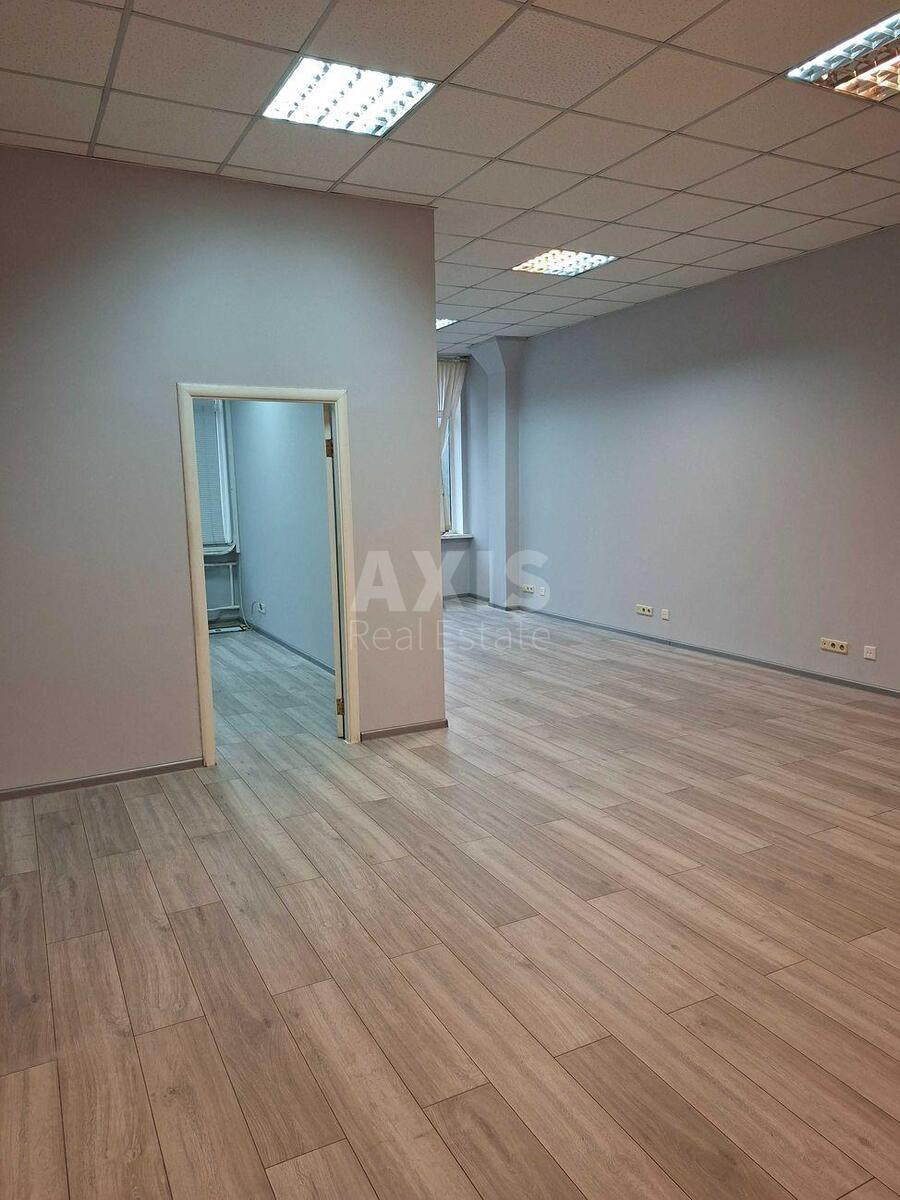 Office vul. Henerala Almazova 18/7, 53m262325