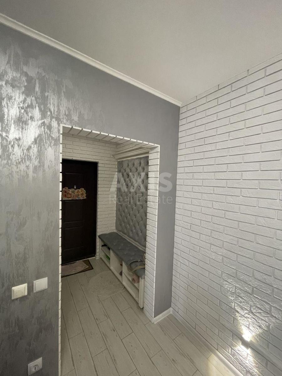3k apartment vul. Urlivs'ka 385