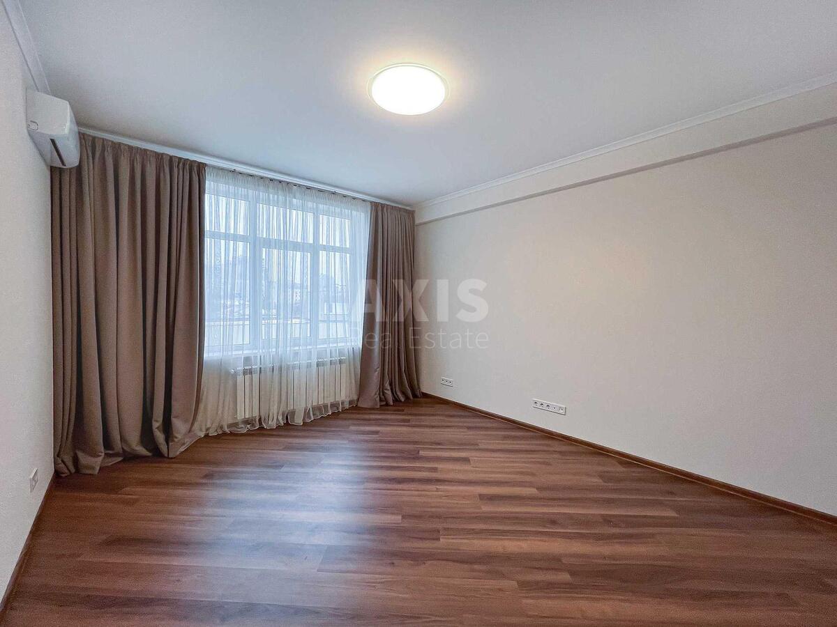 3k apartment vul. Gogolivs'ka 146