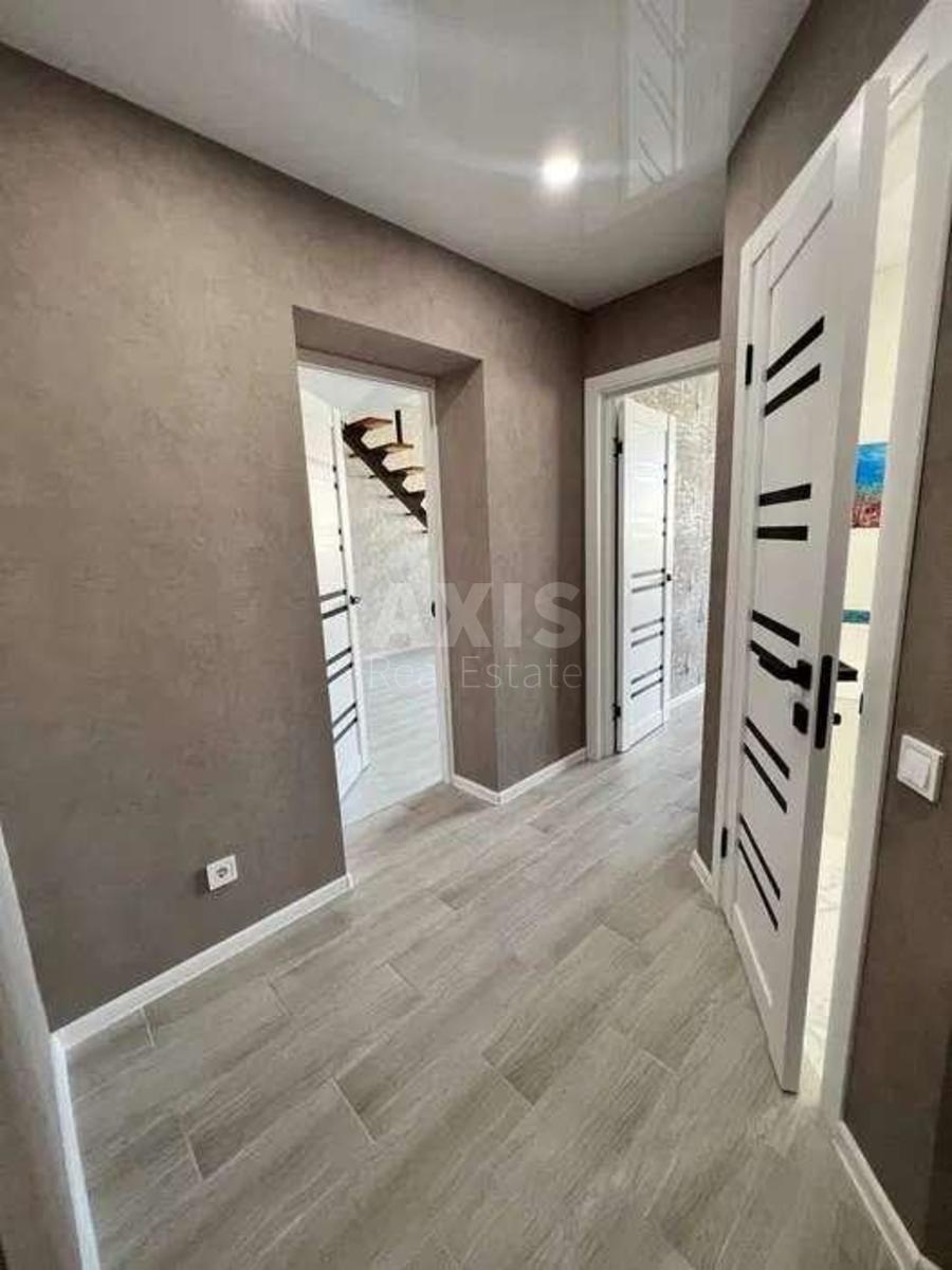 3k apartment vul. Bulahovs'kogo Akademika 42