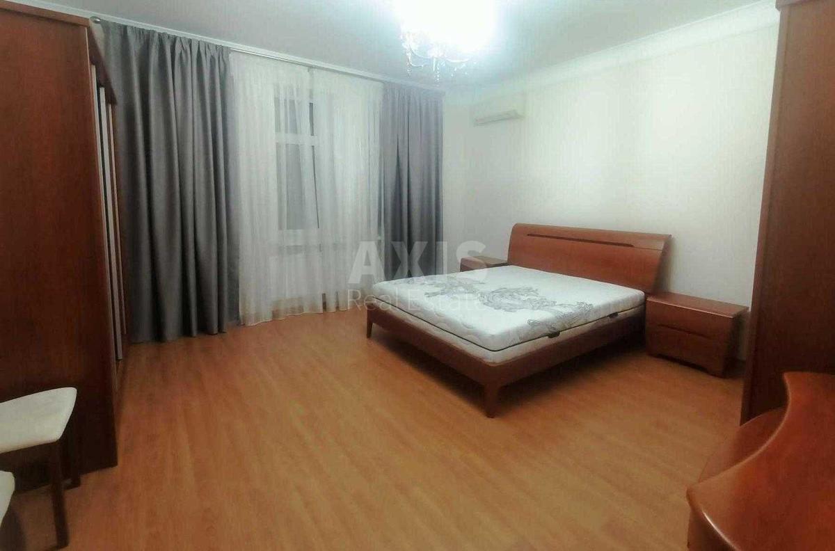 4k apartment vul. Dmytrivs'ka 56Б3