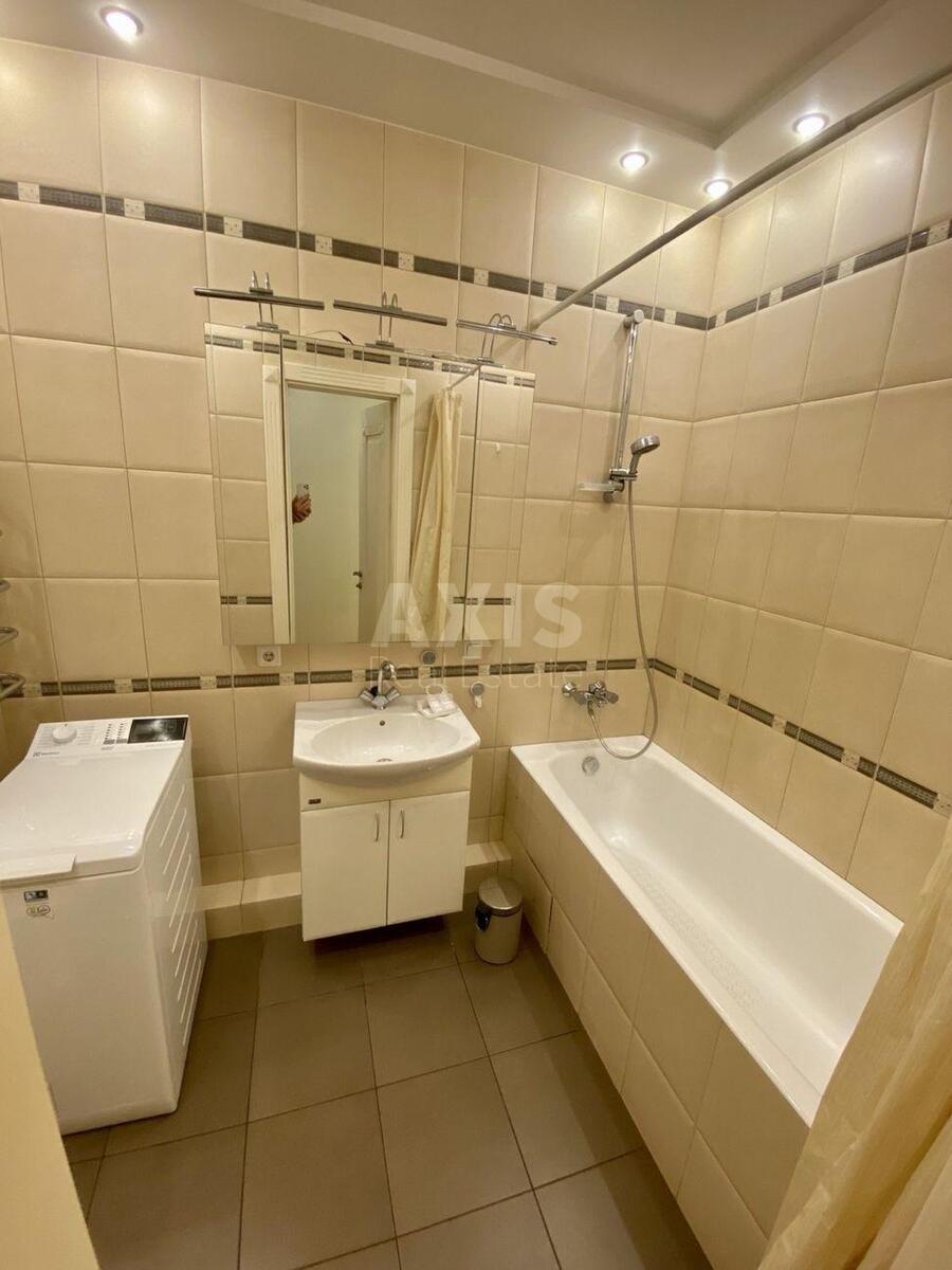 3k apartment vul. Pavlivs'ka 178