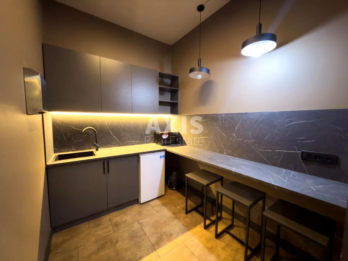 Office vul. Zhyljans'ka 68, 80m2618982