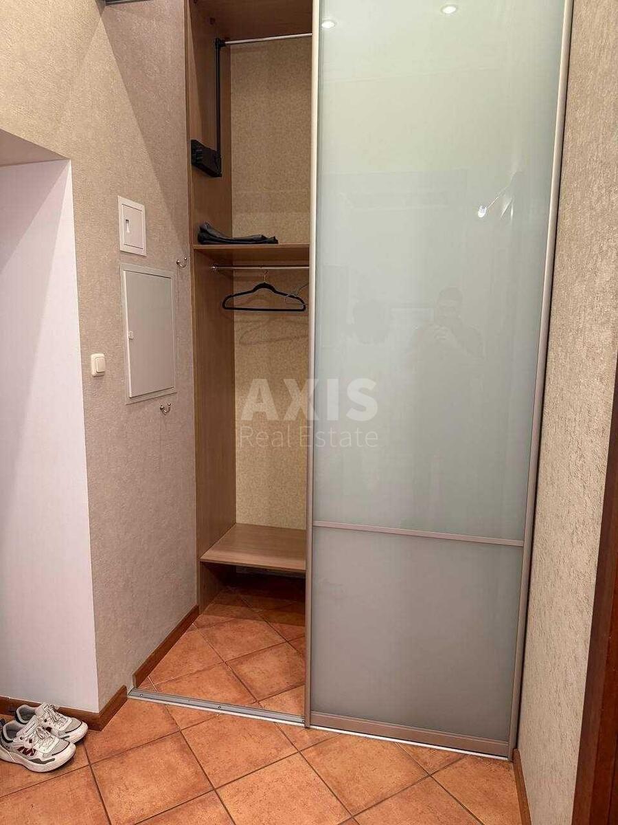 2k apartment vul. Gorodec'kogo Arhitektora 9604152