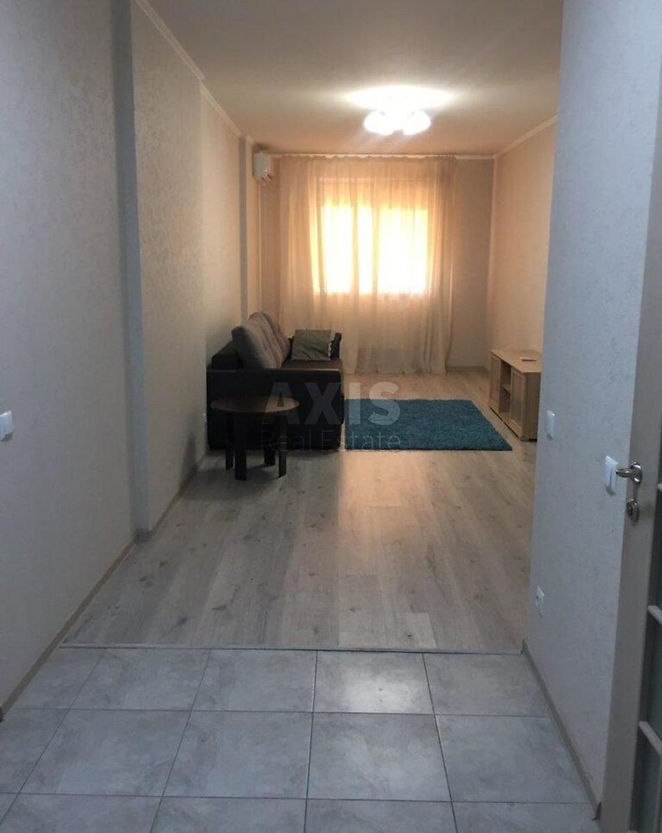 1k apartment vul. Strokacha Tymofija 94