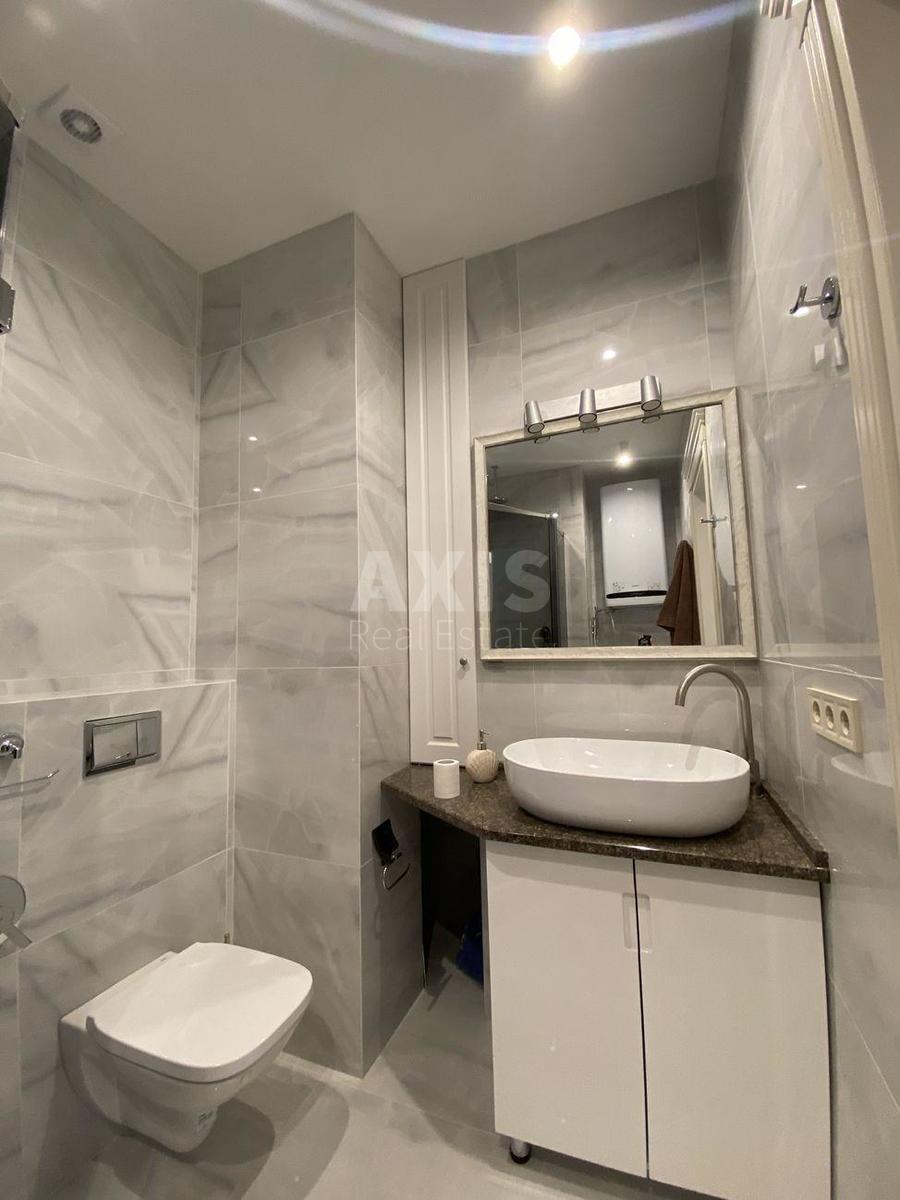 3k apartment vul. Dragomyrova Myhajla 4Б11