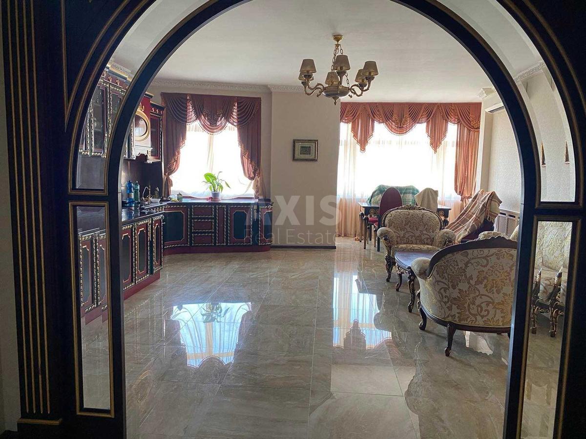 2k apartment bul. Lesi Ukrai'nky 7