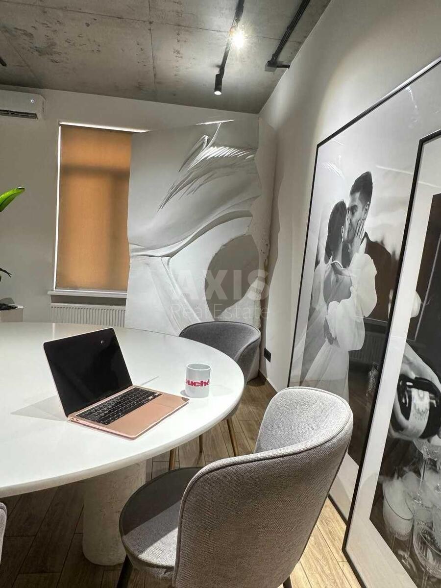 Office vul. Degtjarna 29, 85m2624840