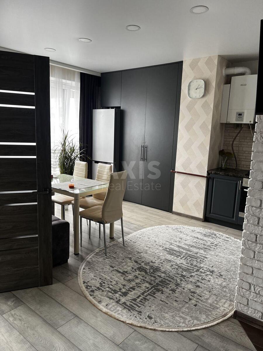 1k apartment vul. Radystiv 327