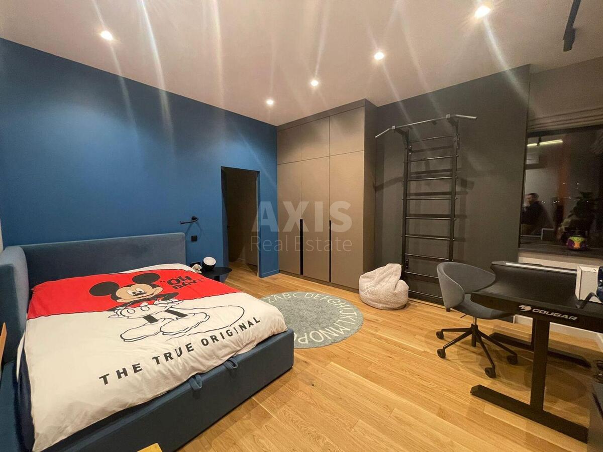 4k apartment nab. Dniprovs'ka 14571806