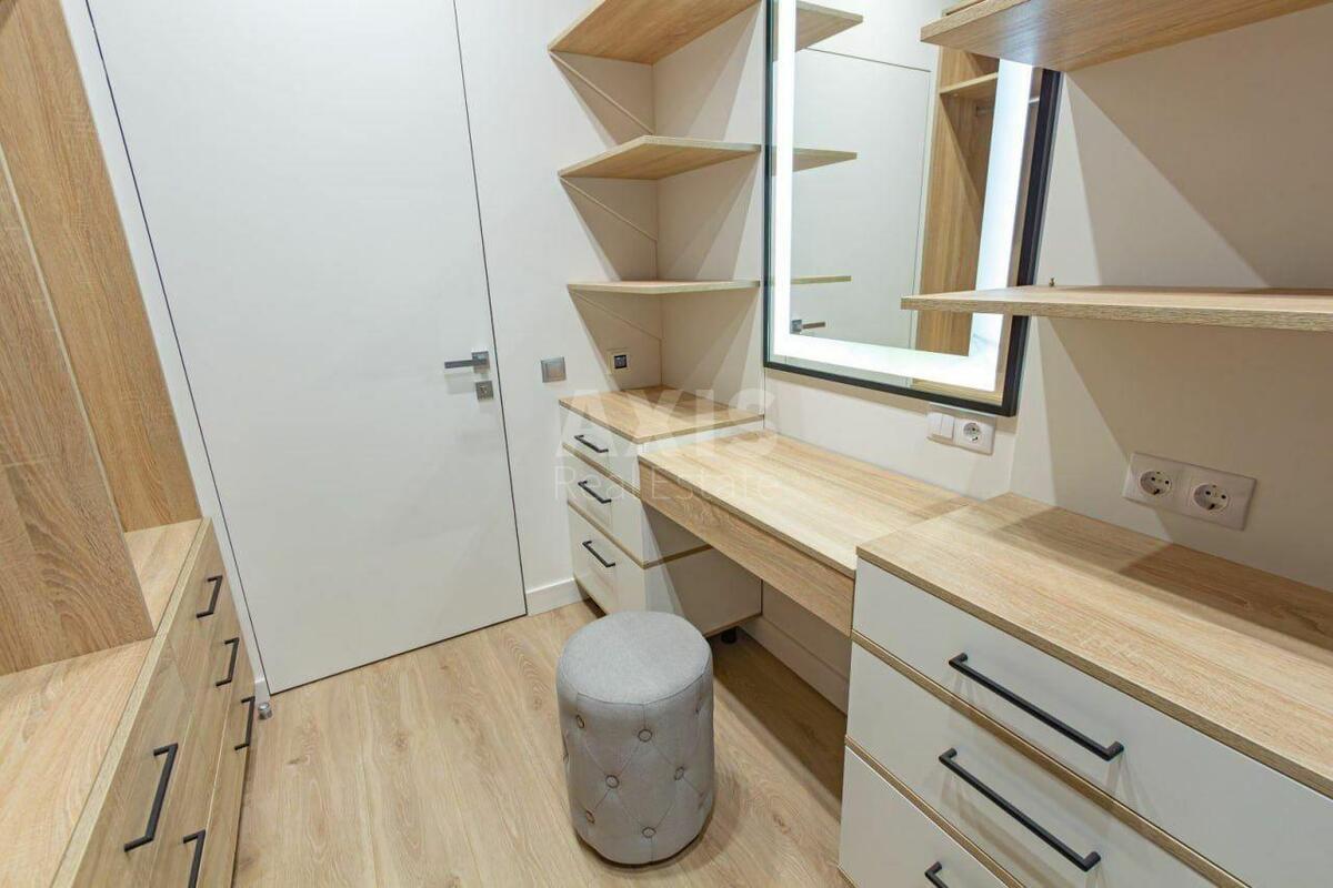 3k apartment vul. Zarichna 44