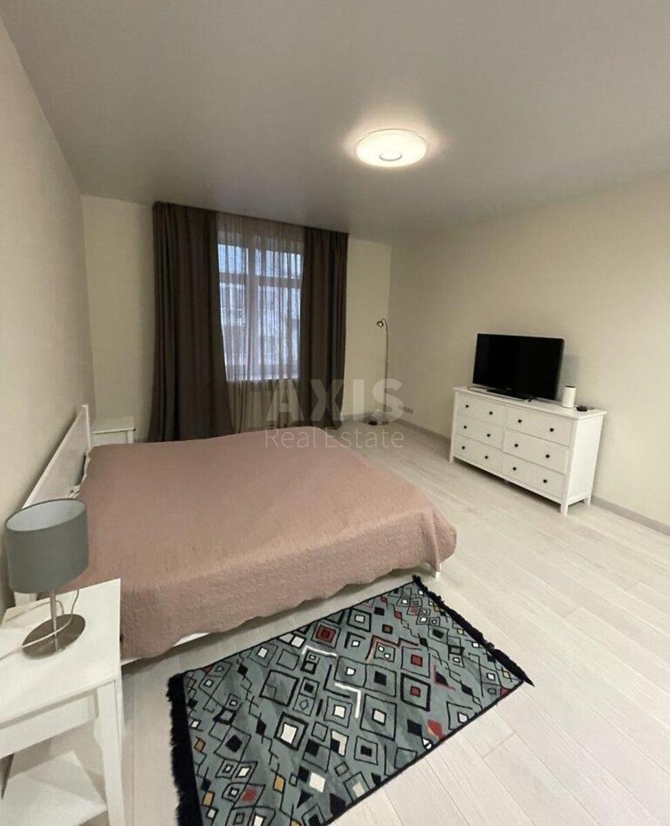 4k apartment vul. Kruglouniversytets'ka 3/52