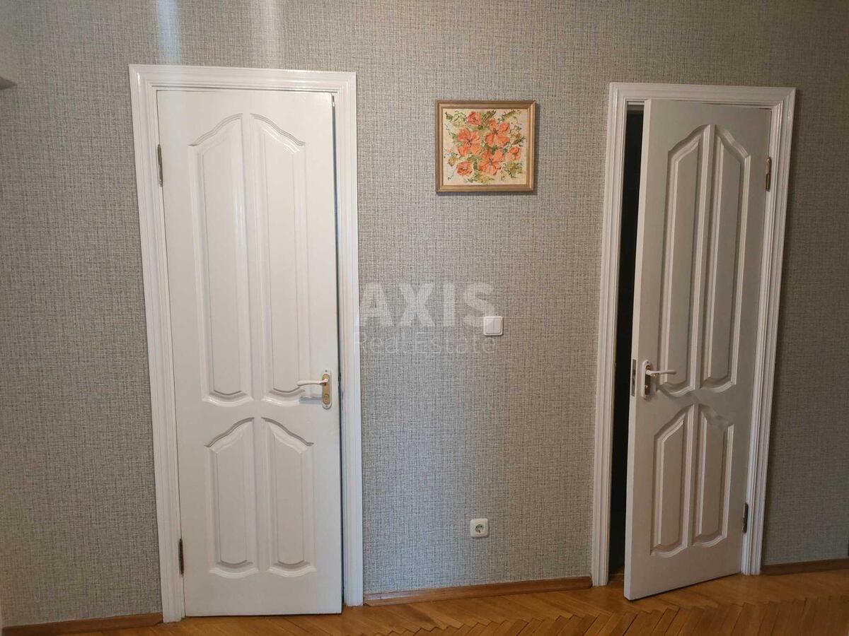 3k apartment vul. Zvirynec'ka 615948114