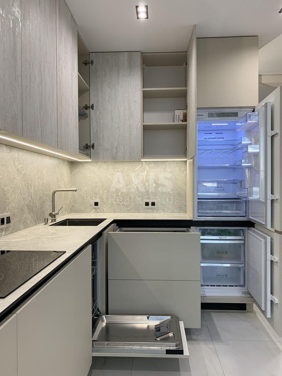 2k apartment vul. Revuc'kogo 407