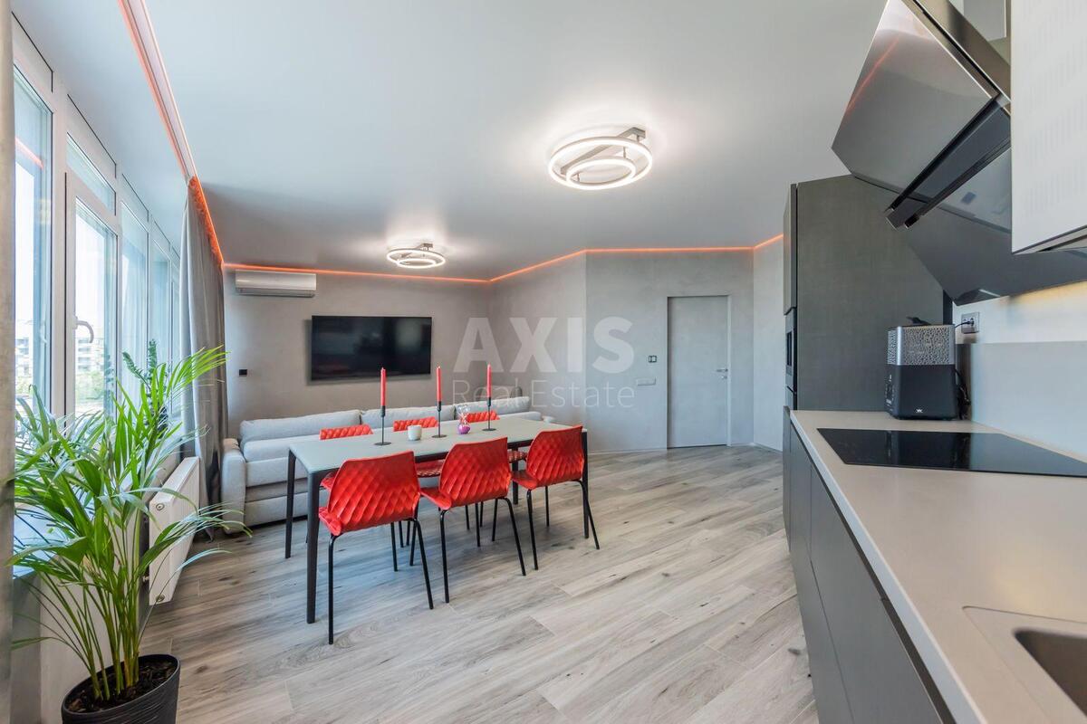 4k apartment pr-t Peremogy 11584530