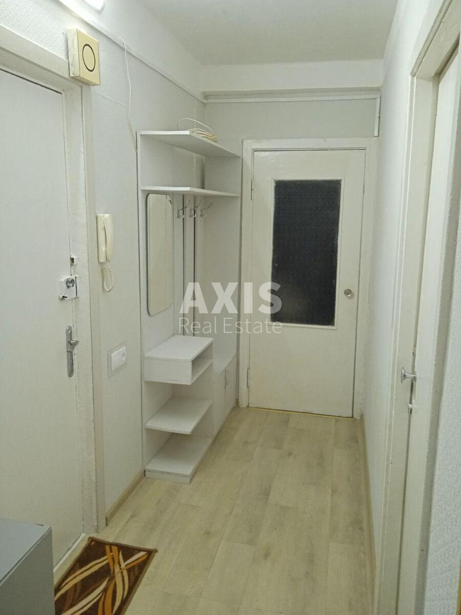 2k apartment vul. Entuziastiv 11/15
