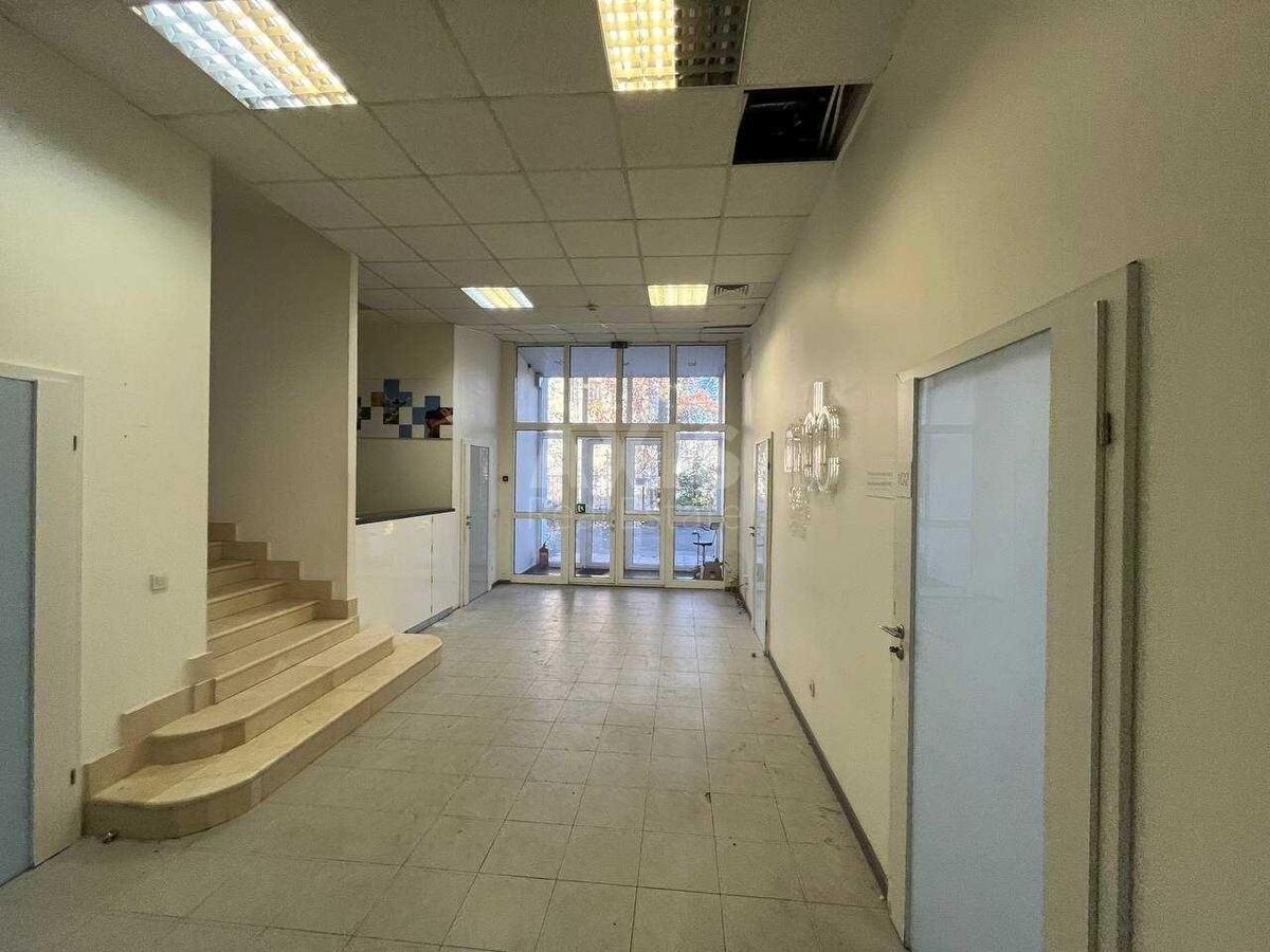 Service object vul. Zoologichna 3Д, 400m22