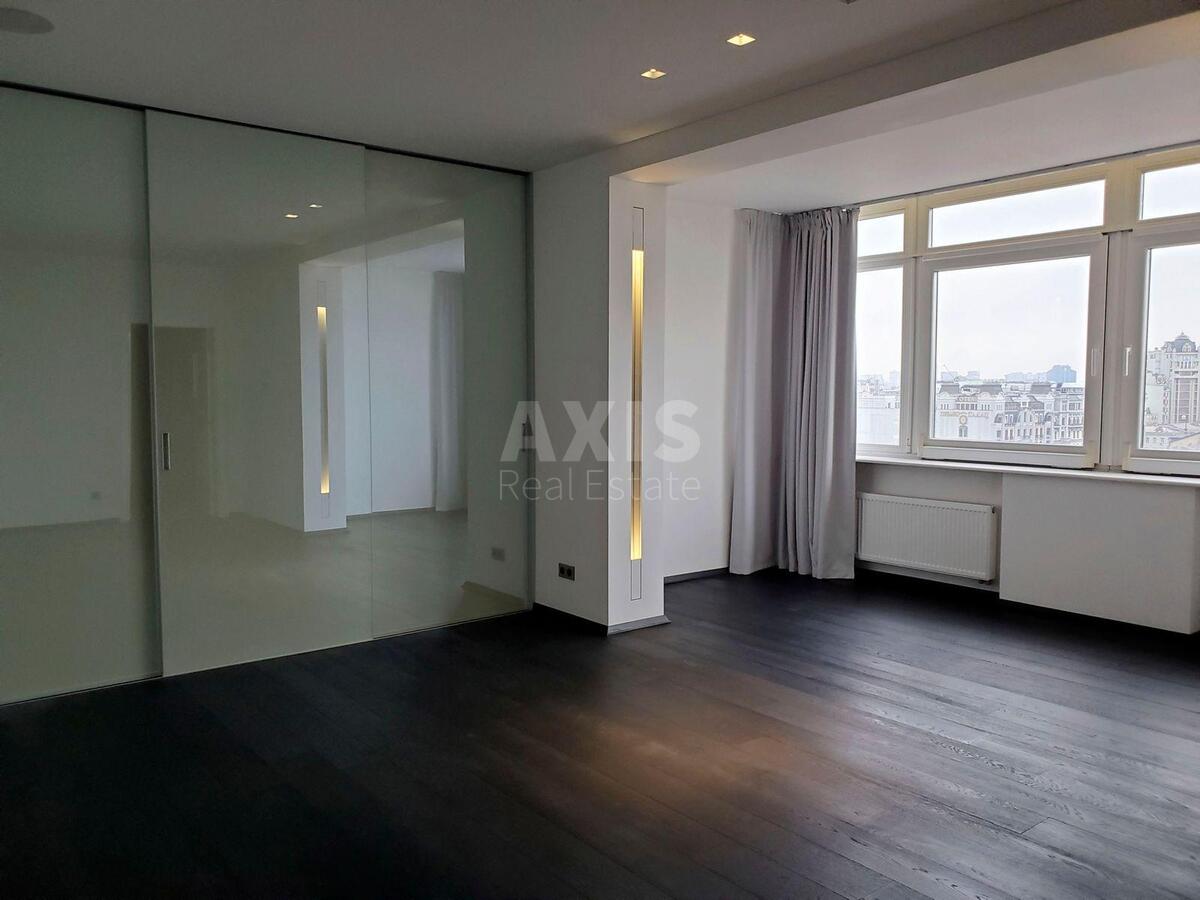4k apartment vul. Kruglouniversytets'ka 3/5506026
