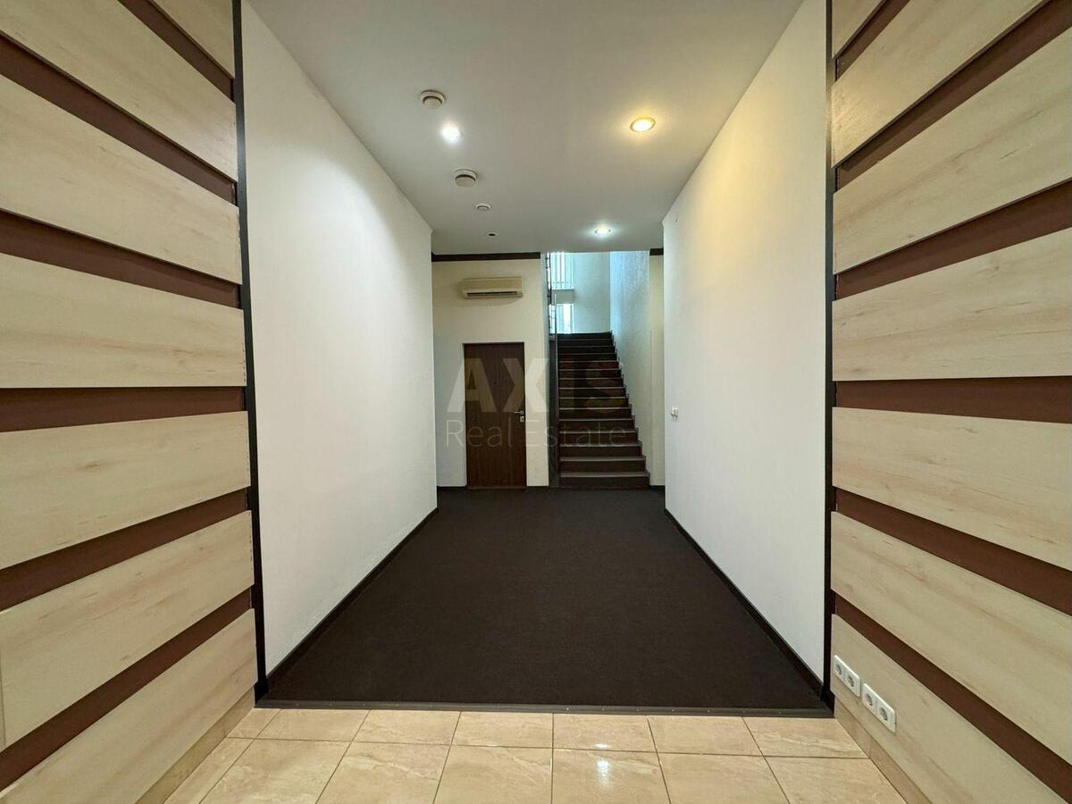 Office prov. Muzejnyj 4, 639m25