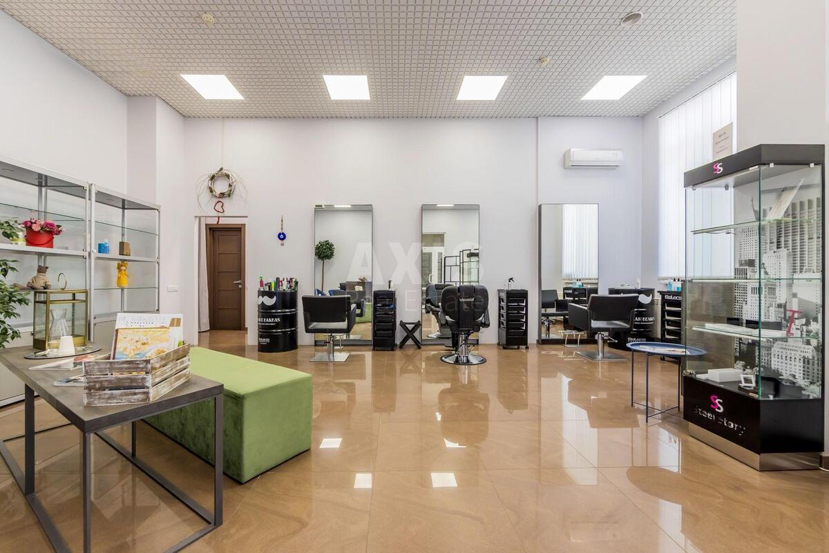 Trade object vul. Uinstona Cherchillya 43, 176m2613863