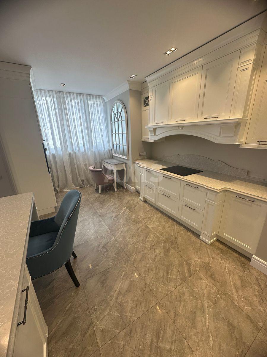 3k apartment vul. Konjeva Marshala 10/15